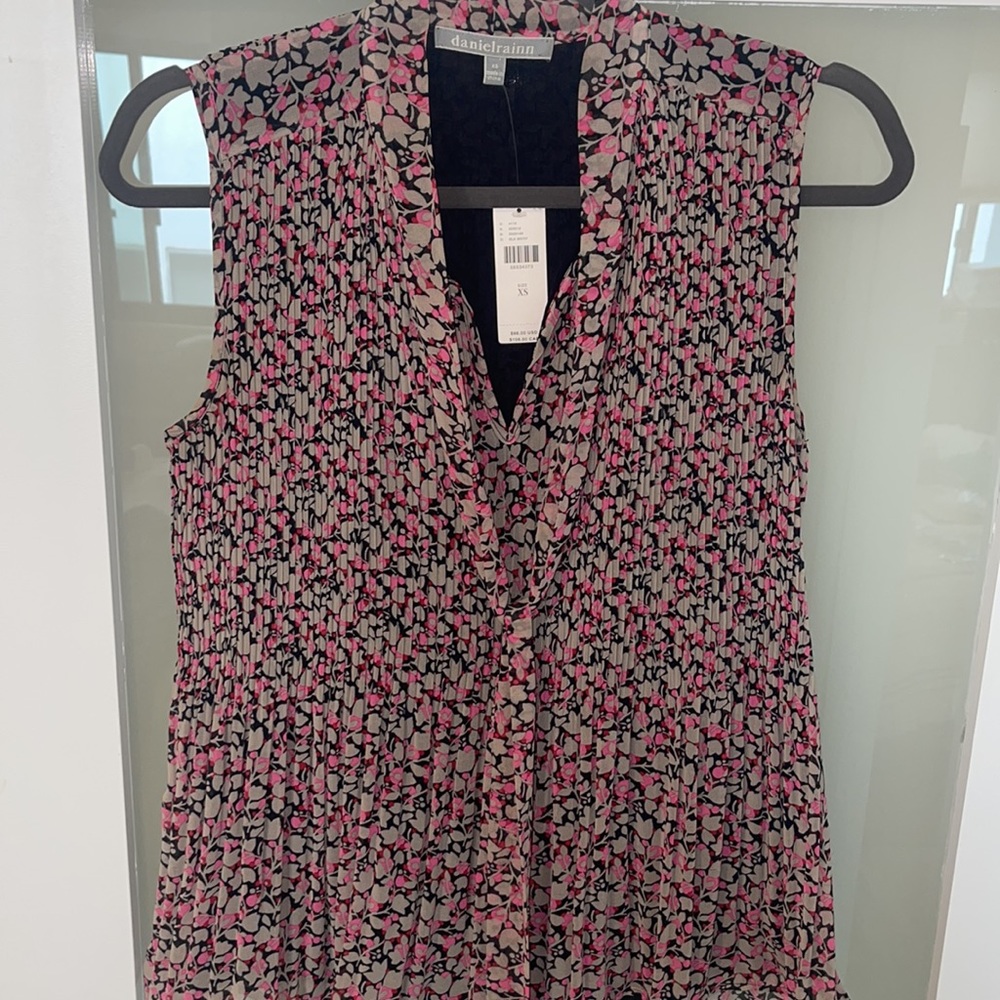 Daniel Rainn Astrid Blouse. Pink & Black Motif